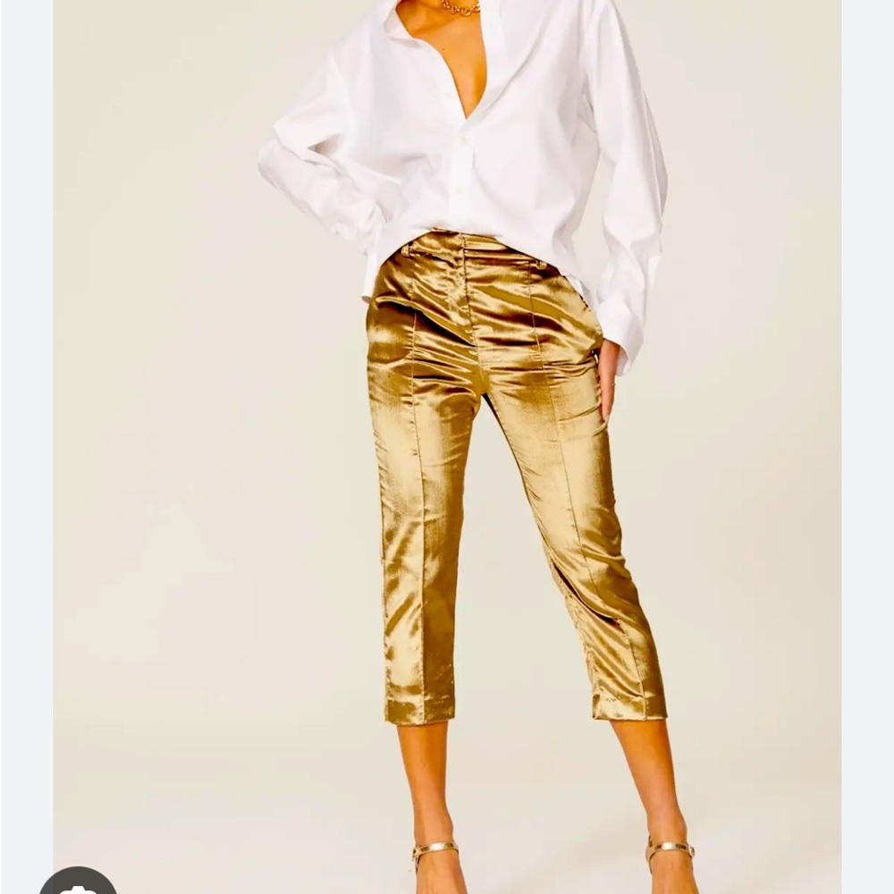 STELLA JEAN Gold Satin Velvet Cropped Pants with pockets